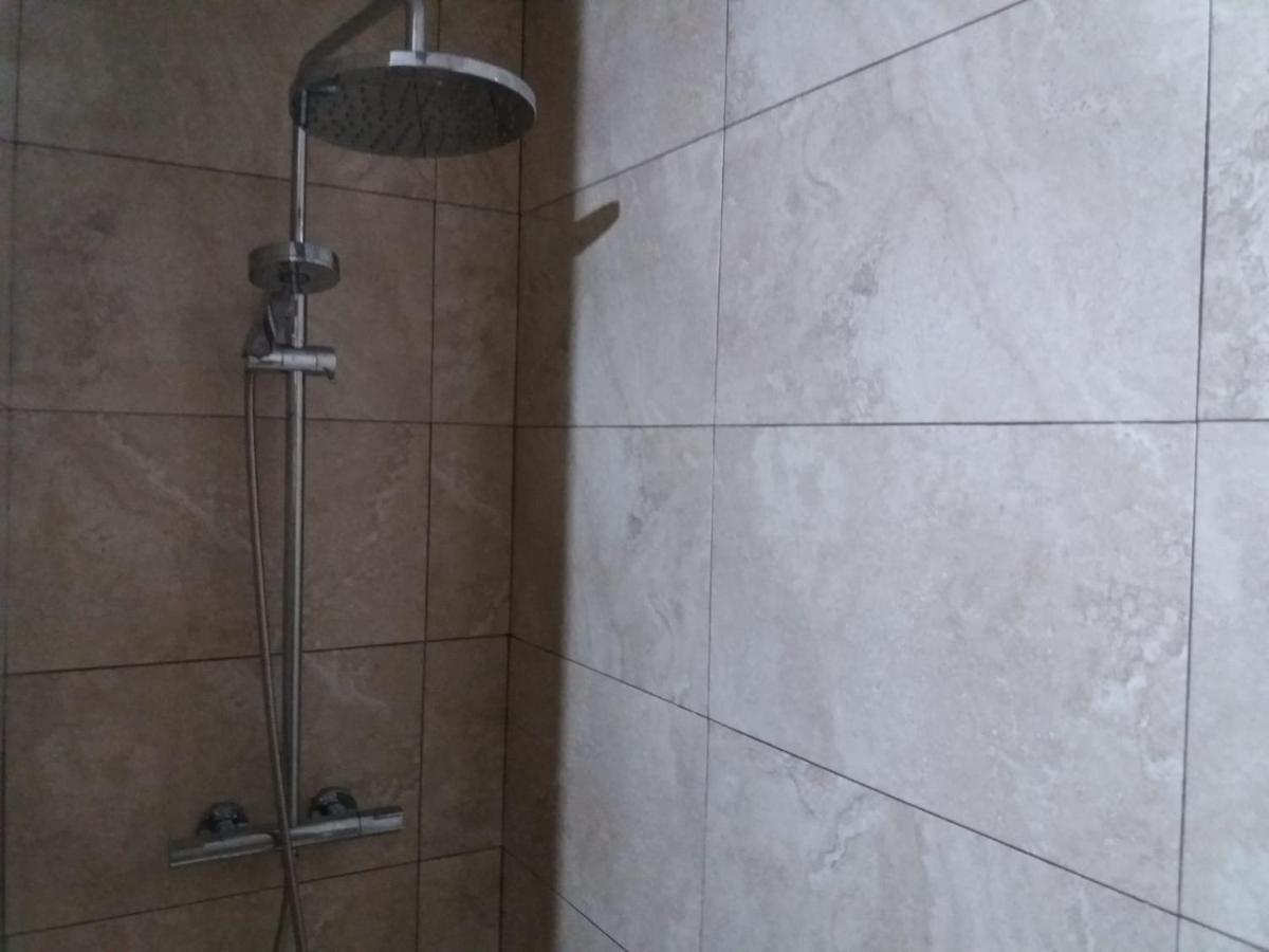 Apartmán Saron Centro 1 Exteriér fotografie